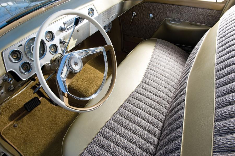  Packard Clipper Country Sedan 1957 года  (фото 26 из 37)